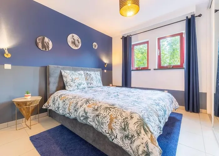 Appartement Durbuy Avec Piscine Et Activites