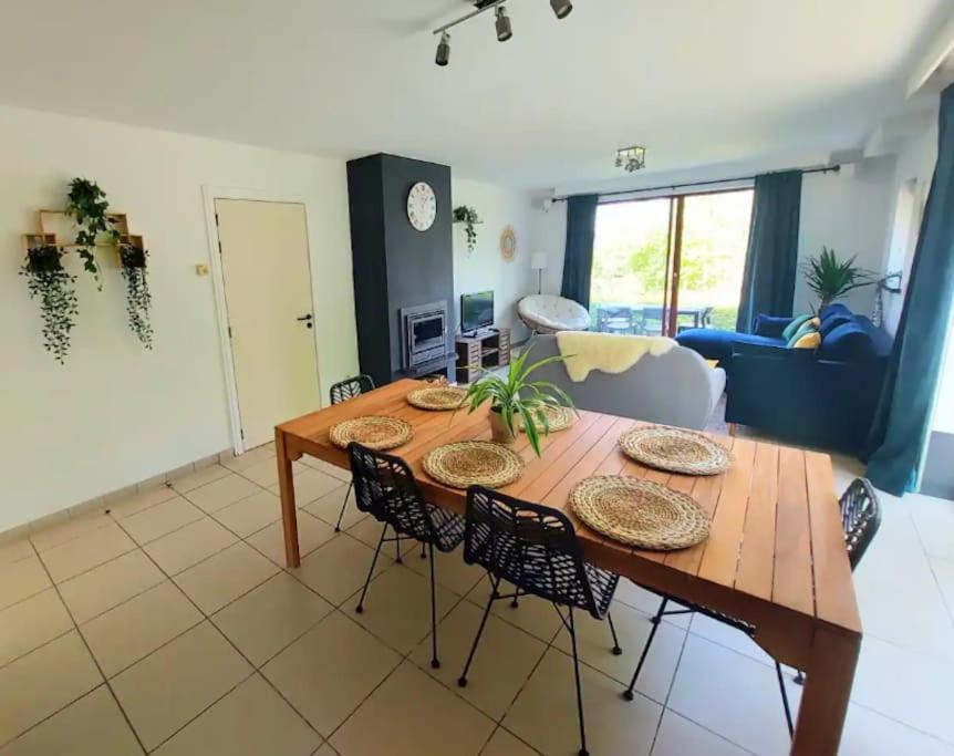Avec Piscine Et Activites Appartement *